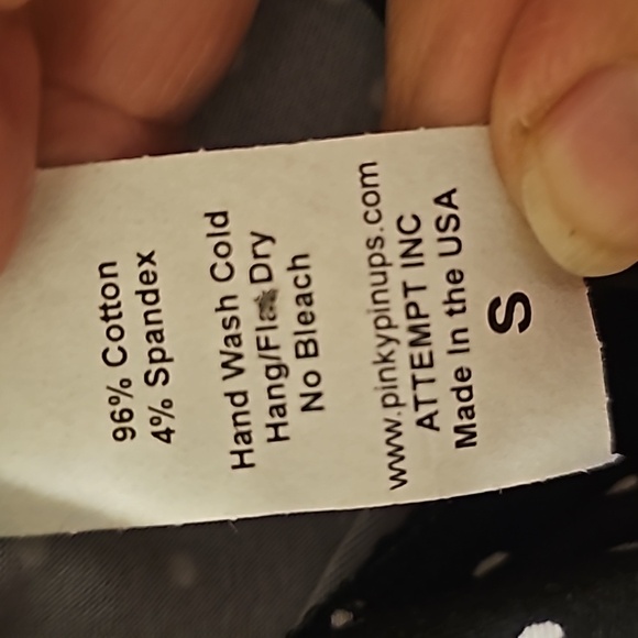 PINKY PINUPS Shortsleeve Blouse - Picture 3 of 4